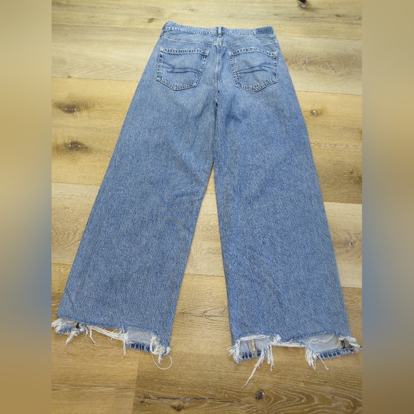 American Eagle Outfitters Light Blue Flare Baggy Jeans Super High Rise Sz 6 - Picture 2 of 15
